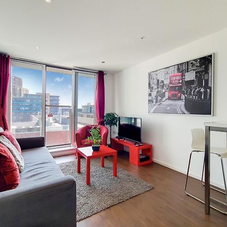 London Excel Stays - One Bed Apartment Екстериор снимка
