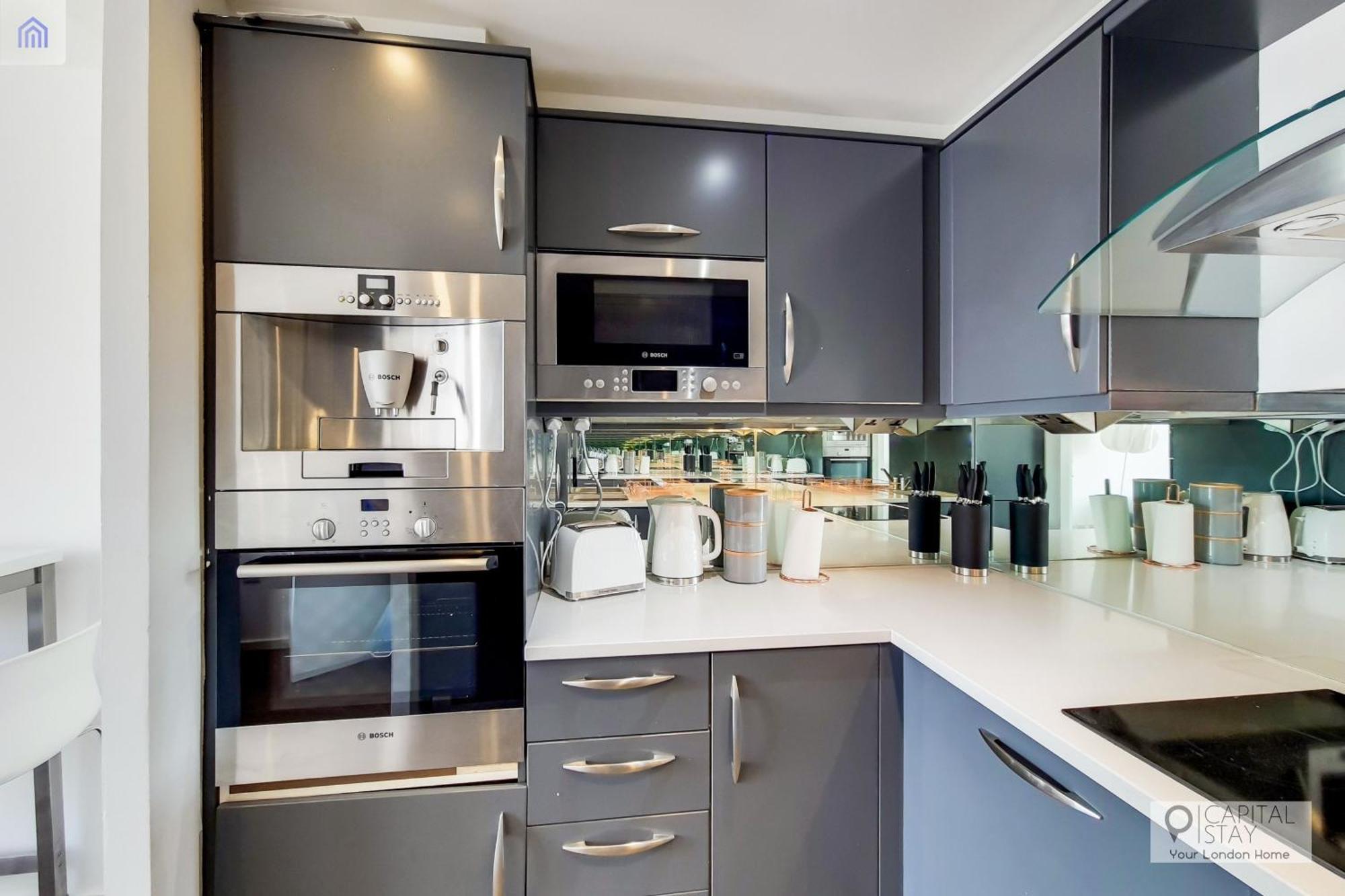 London Excel Stays - One Bed Apartment Екстериор снимка