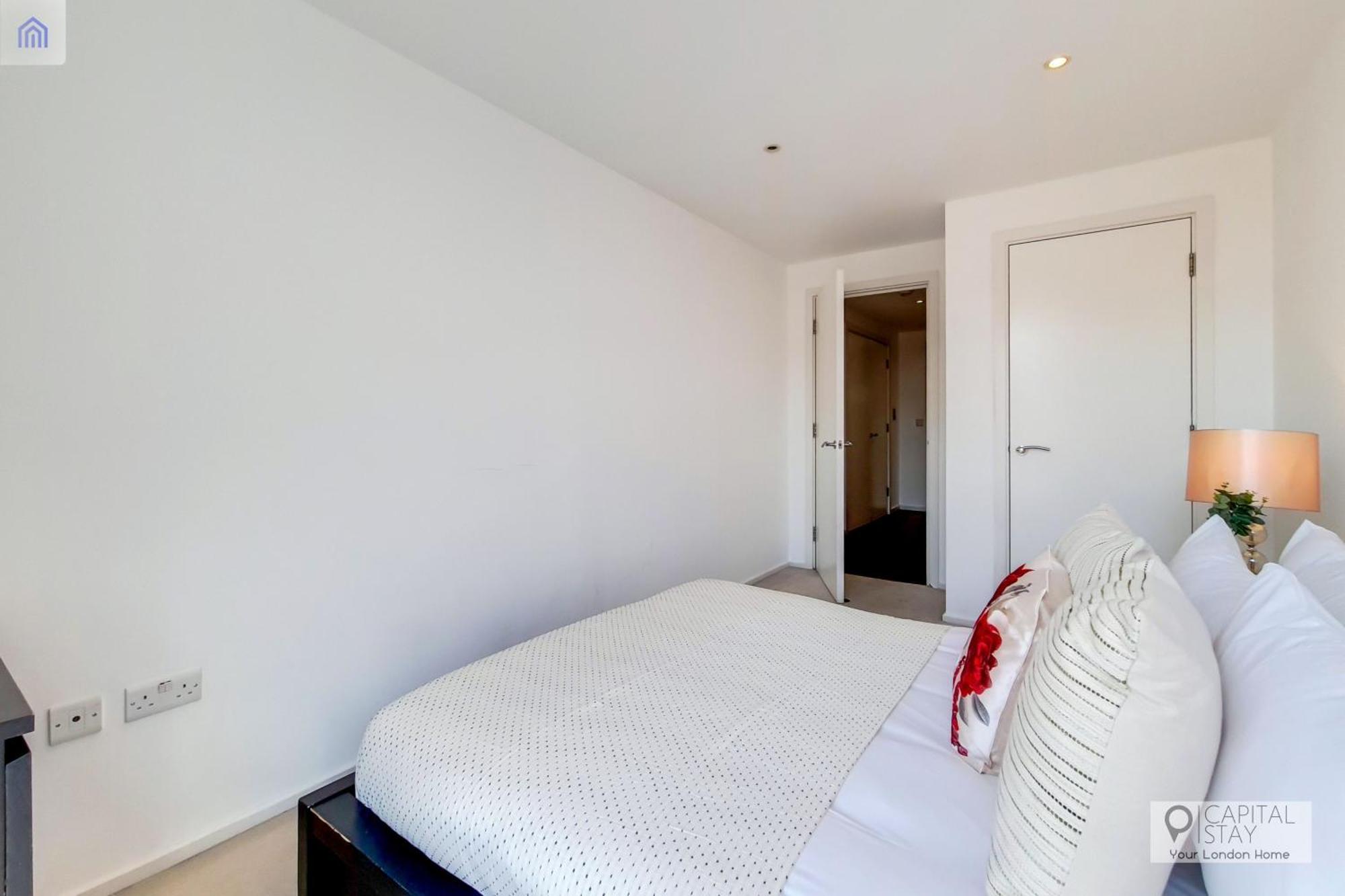 London Excel Stays - One Bed Apartment Екстериор снимка