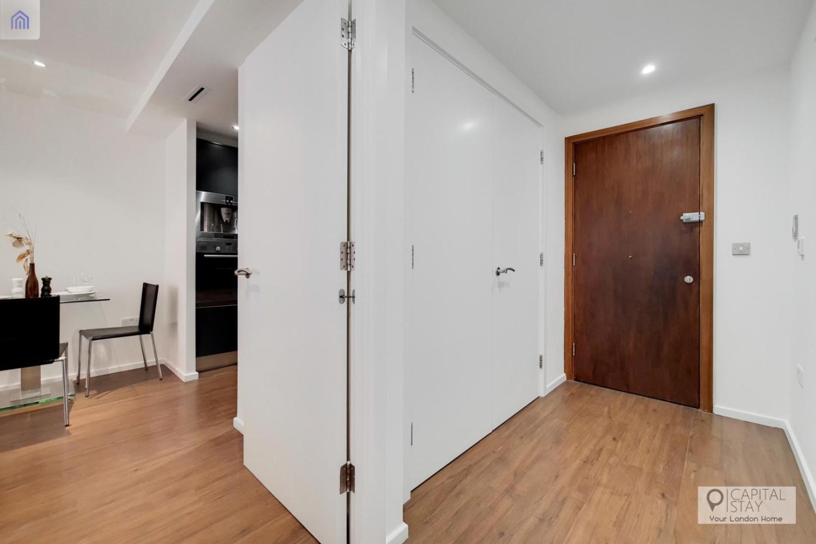 London Excel Stays - One Bed Apartment Екстериор снимка