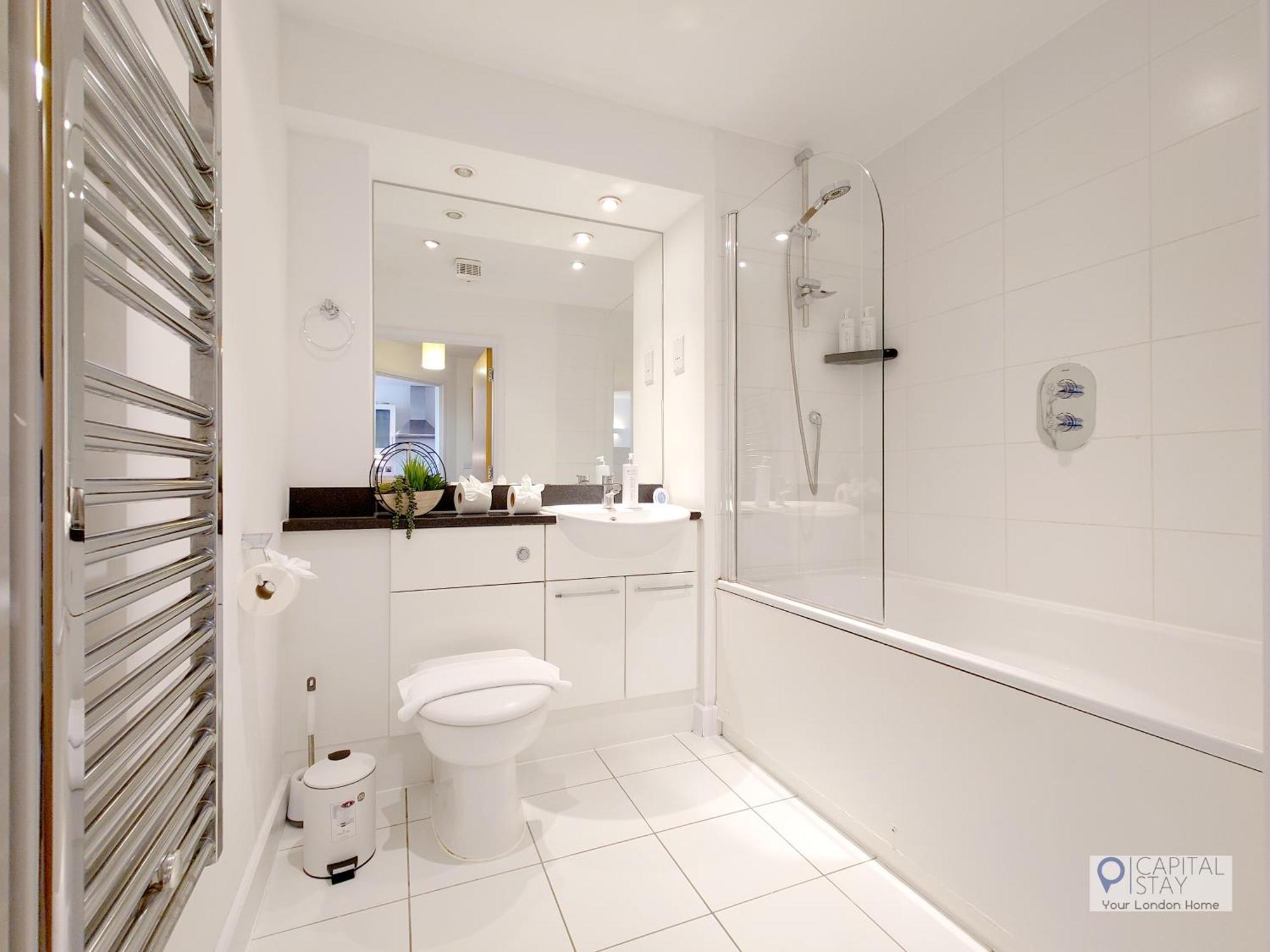 London Excel Stays - One Bed Apartment Екстериор снимка
